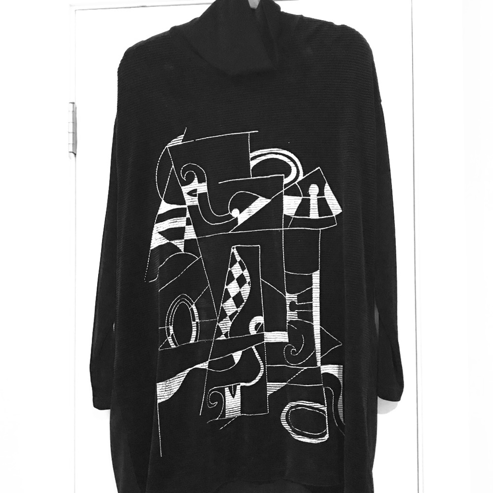 T-neck artistic tunic